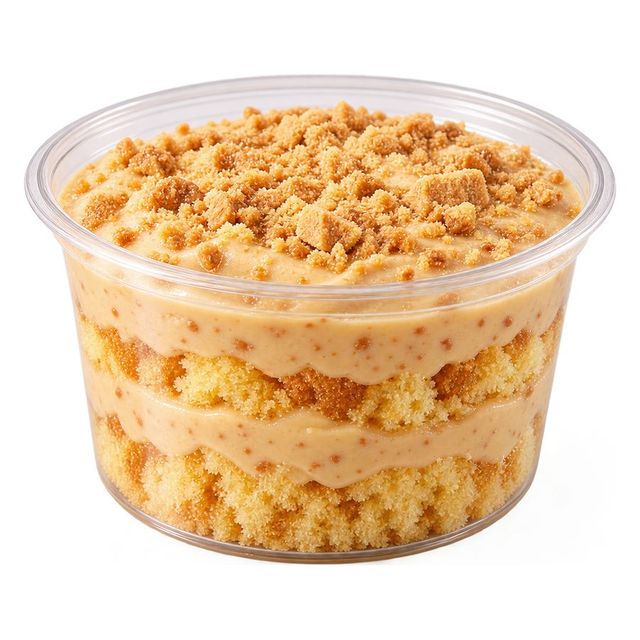Bolo de pote de Paçoca com paçoca esfarelada